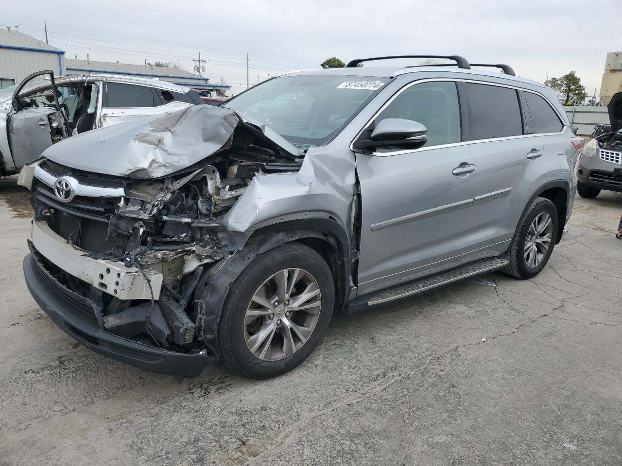 2015 TOYOTA HIGHLANDER