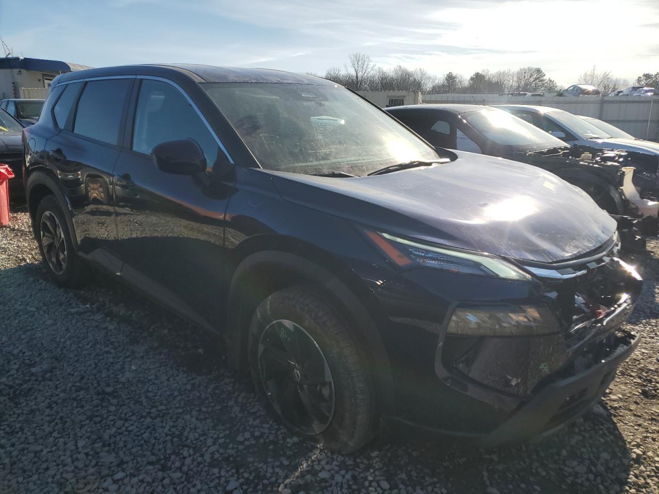 2024 NISSAN ROGUE SV - Image 4
