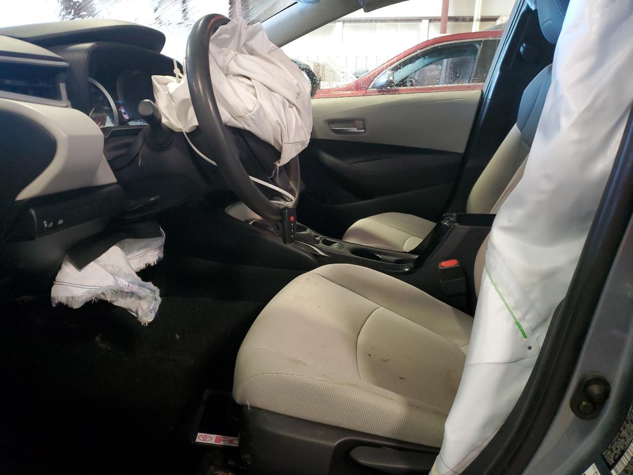 2020 TOYOTA COROLLA LE - Фото 7