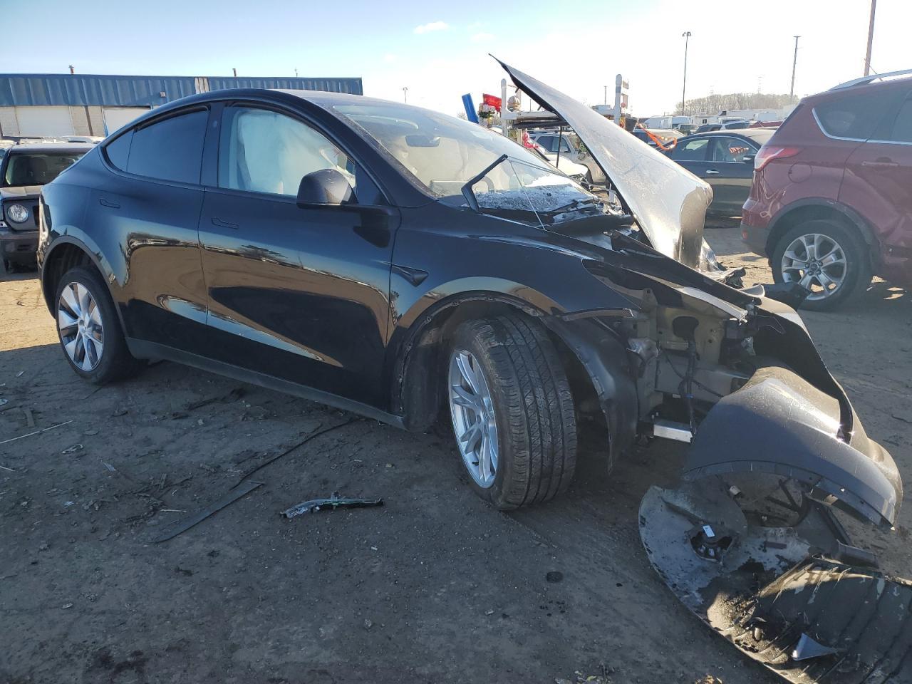 2024 TESLA MODEL Y - Image 4