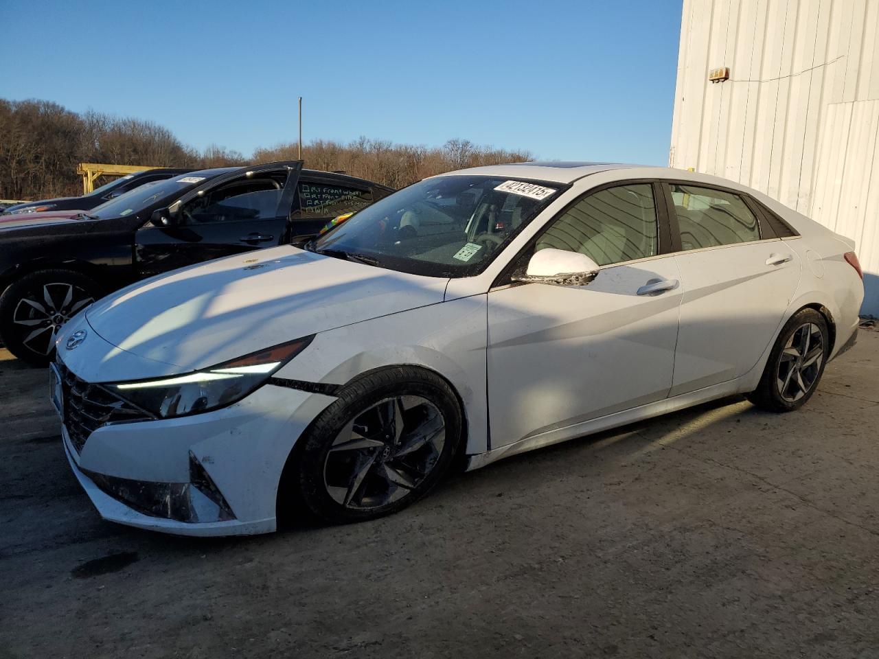 2022 HYUNDAI ELANTRA SE
