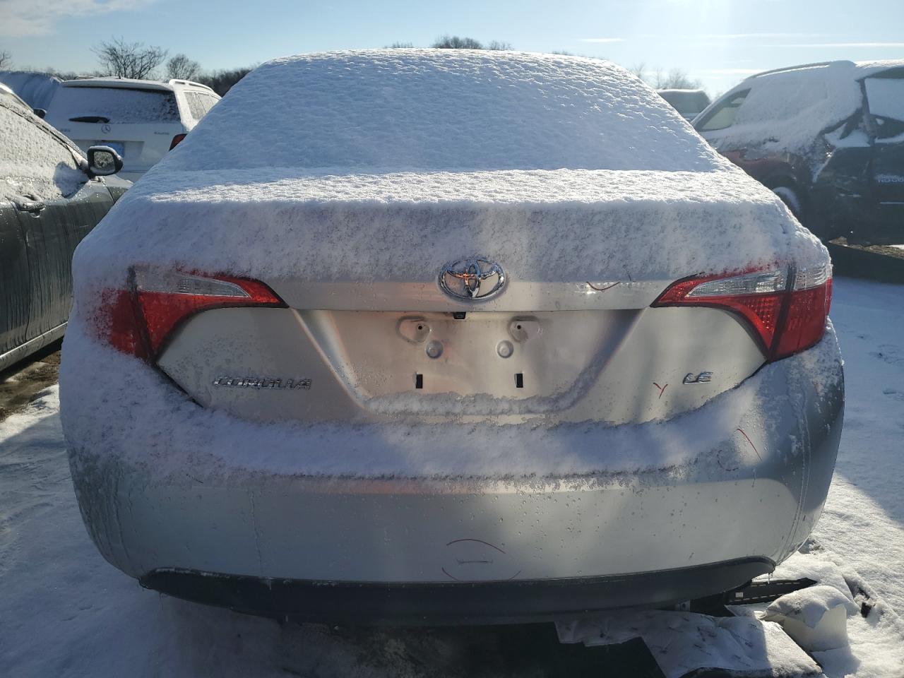 2015 TOYOTA COROLLA L - Фото 6