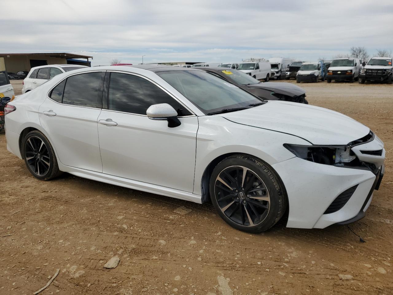 2019 TOYOTA CAMRY XSE - Фото 4