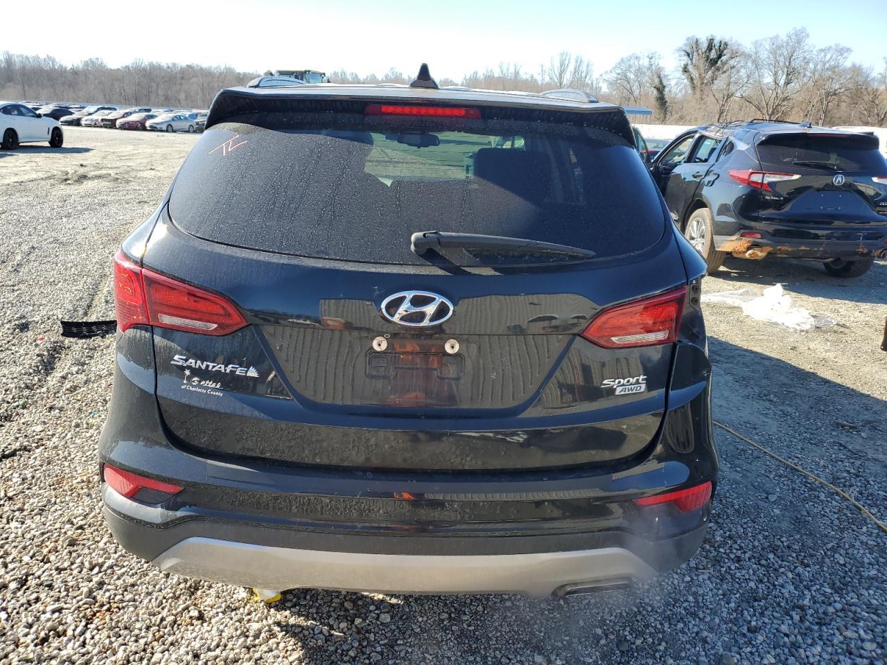 2017 HYUNDAI SANTA FE S - Image 6