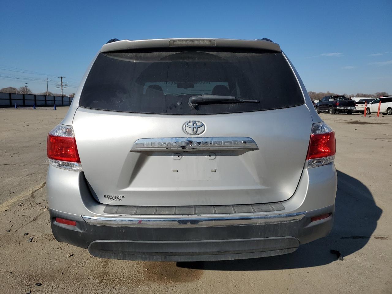 2012 TOYOTA HIGHLANDER - Image 6