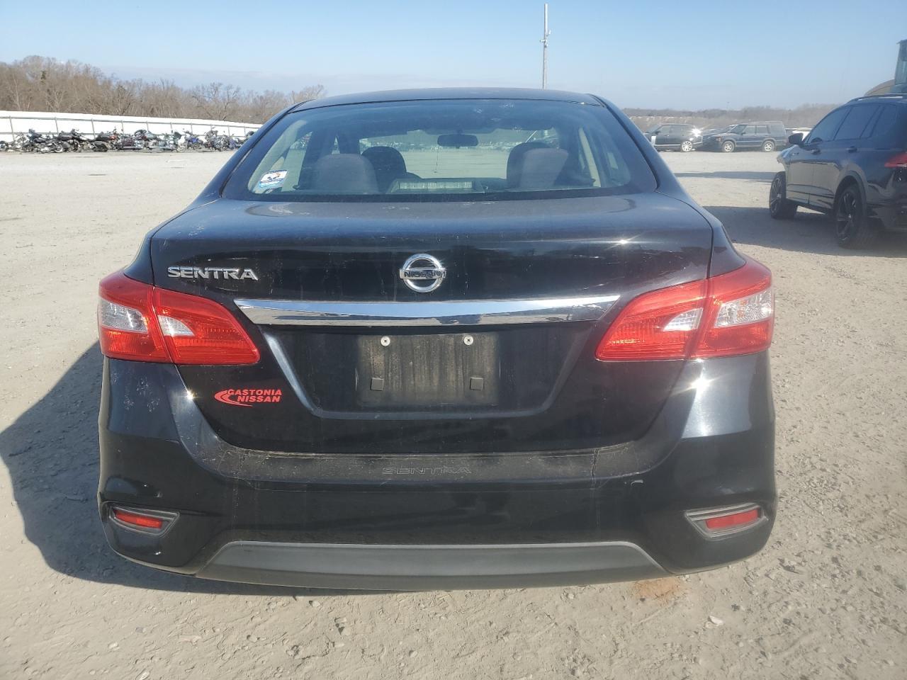 2016 NISSAN SENTRA S - Фото 6