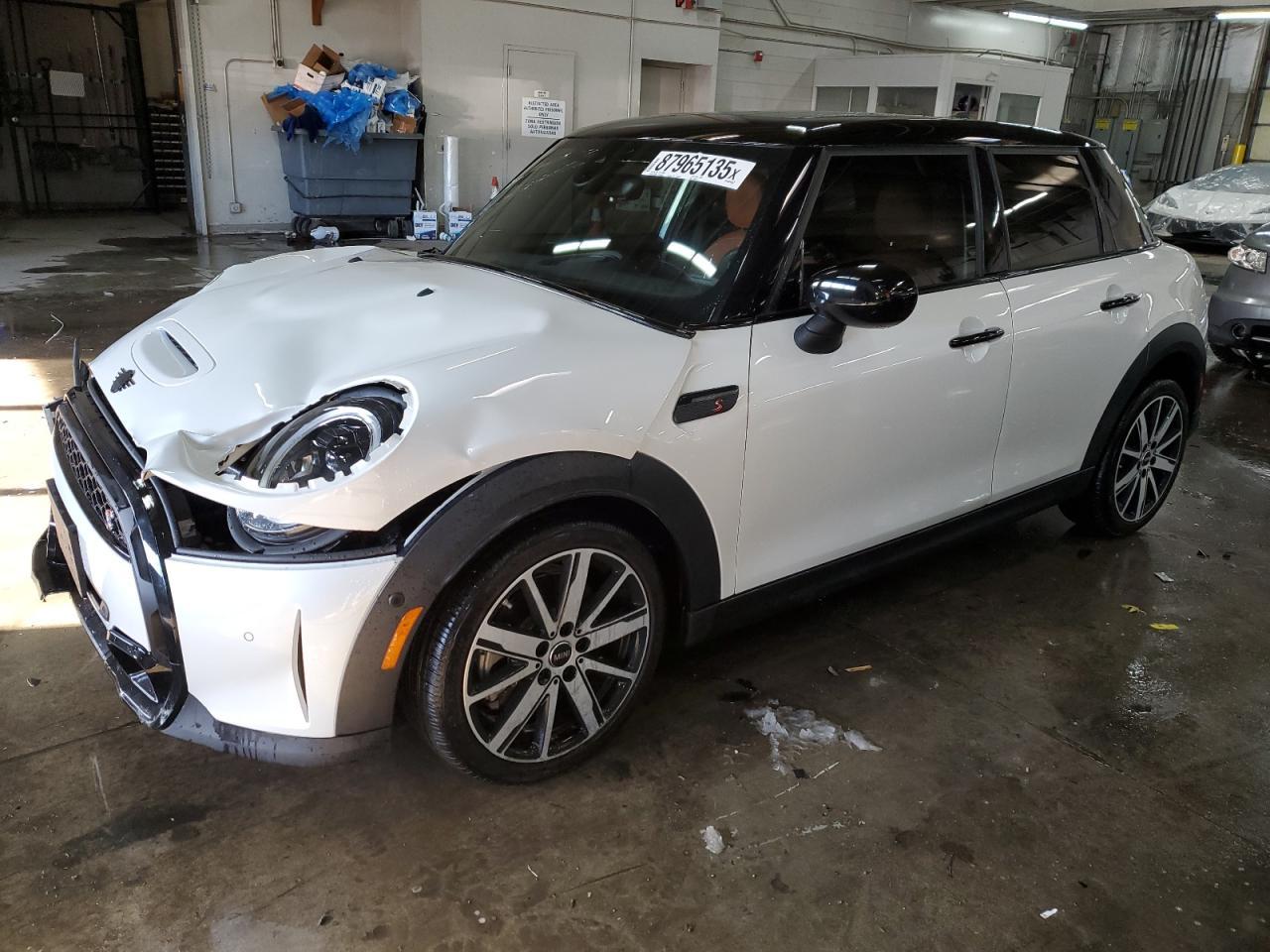 2023 MINI COOPER S