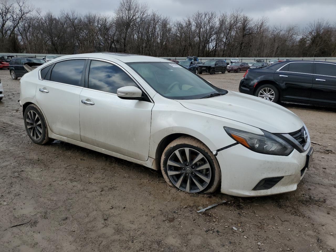 2016 NISSAN ALTIMA 2.5 - Фото 4