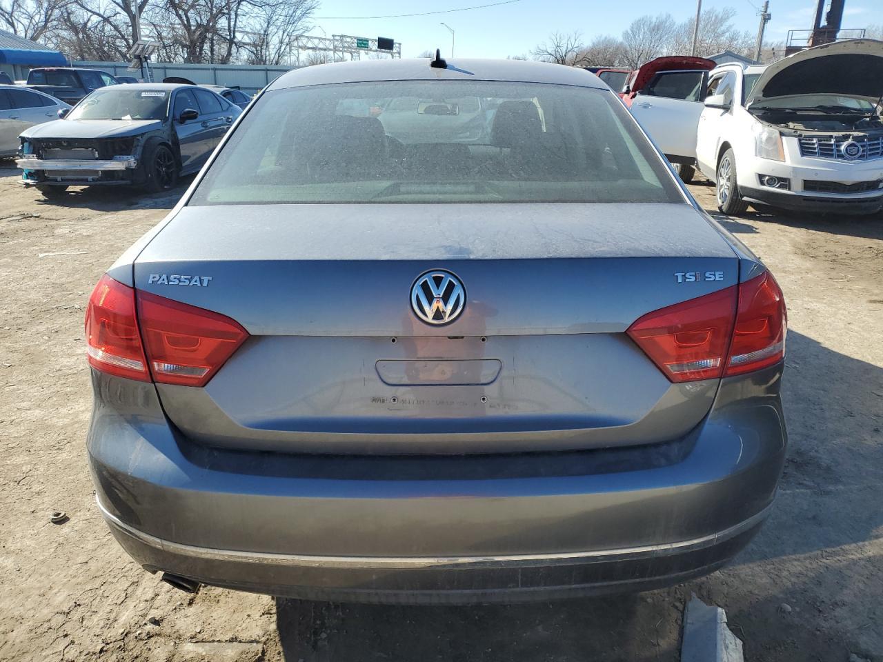 2015 VOLKSWAGEN PASSAT SE - Фото 6