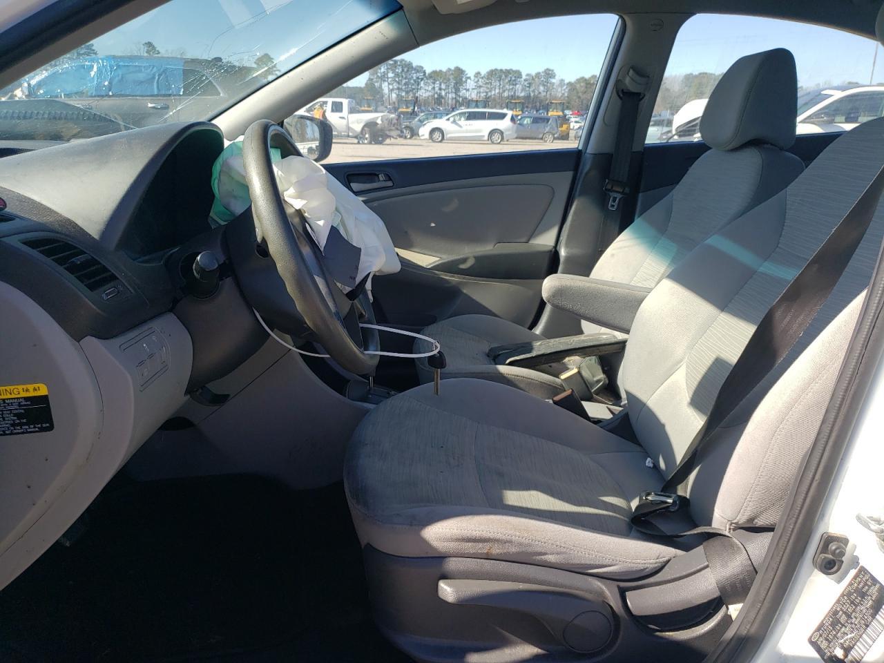 2015 HYUNDAI ACCENT GLS - Image 7