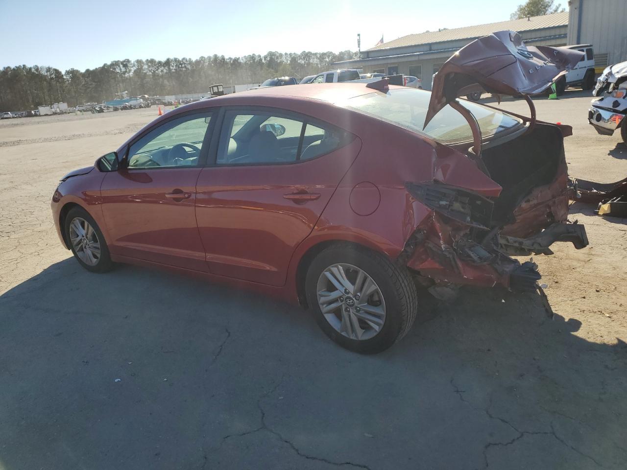 2019 HYUNDAI ELANTRA SE - Image 2
