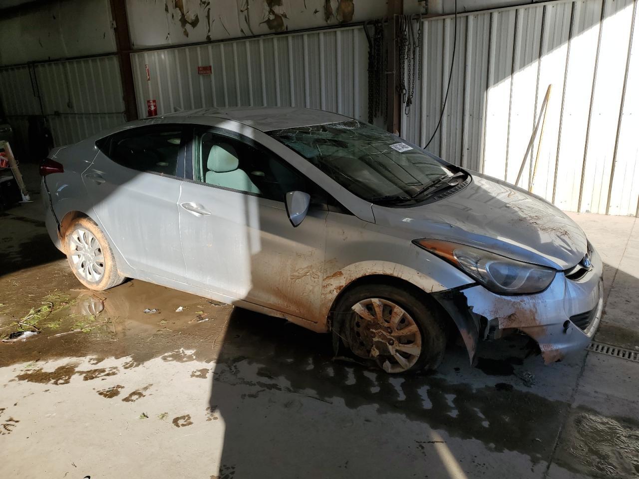 2013 HYUNDAI ELANTRA GL - Image 4
