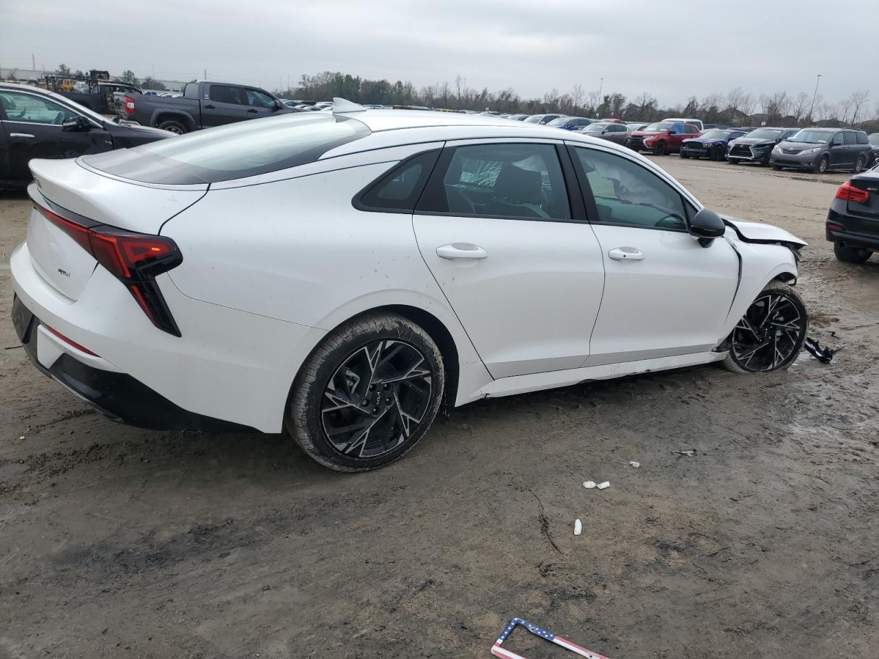 2025 KIA K5 GT LINE - Image 3