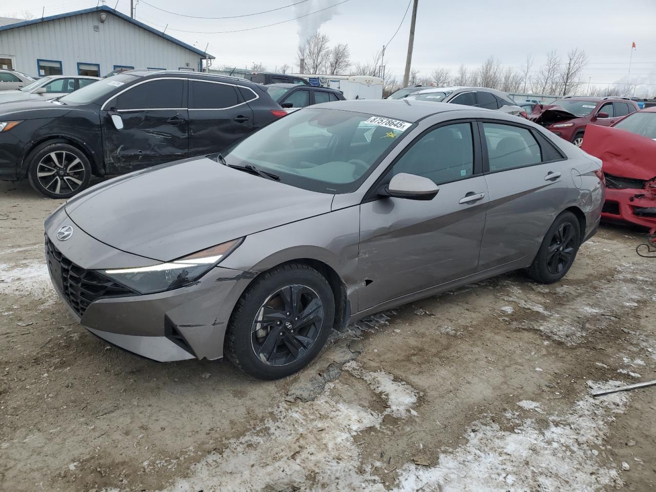 2022 HYUNDAI ELANTRA SE