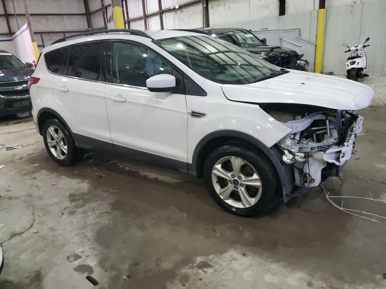 2015 FORD ESCAPE SE - Image 4