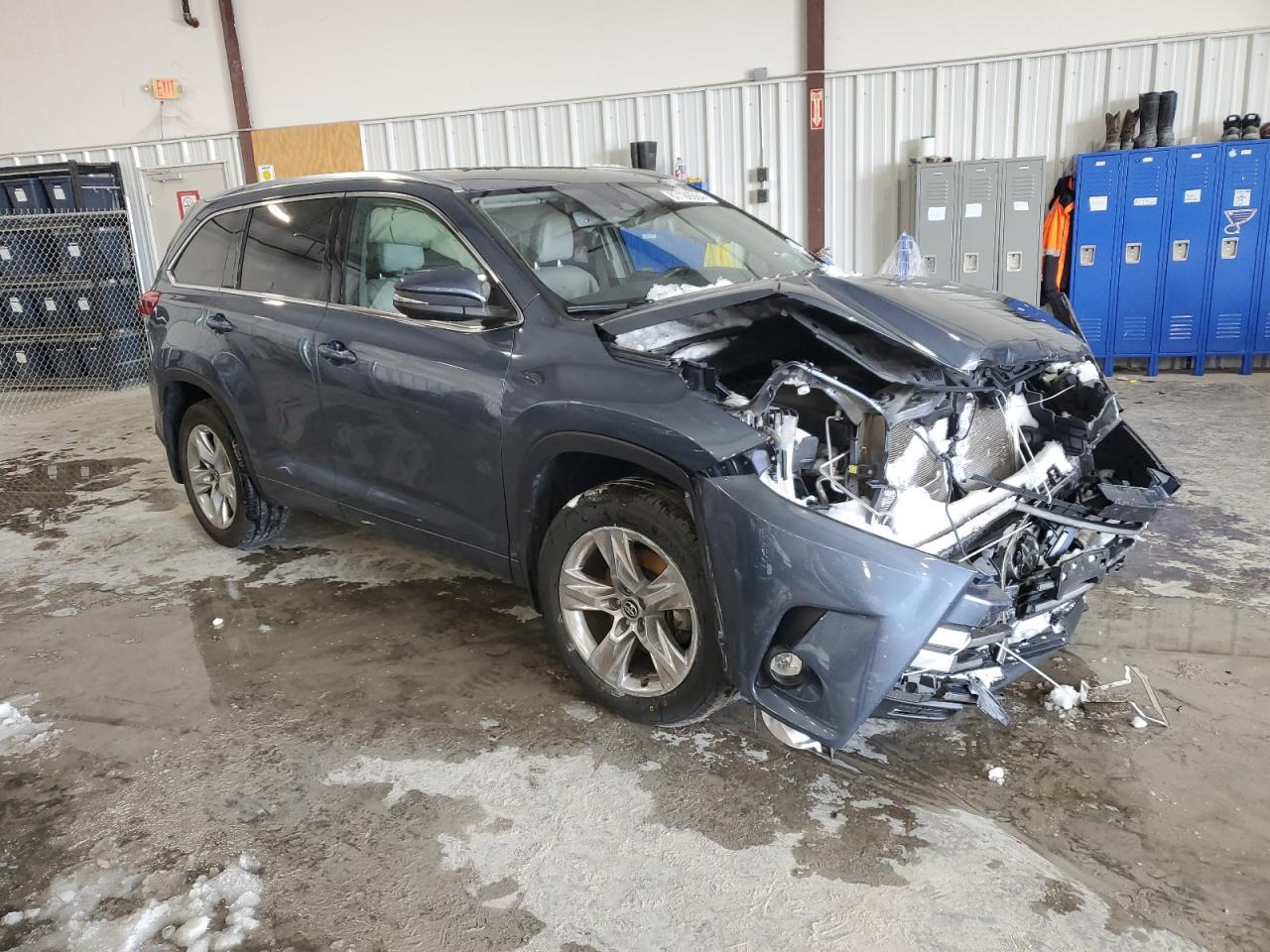 2019 TOYOTA HIGHLANDER - Фото 4