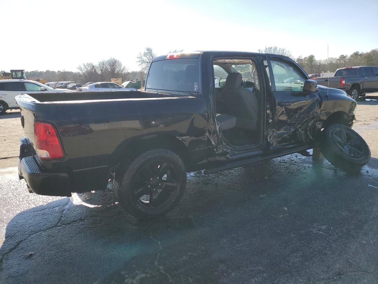 2015 RAM 1500 ST - Image 3