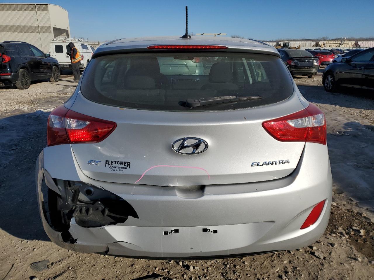 2016 HYUNDAI ELANTRA GT - Image 6