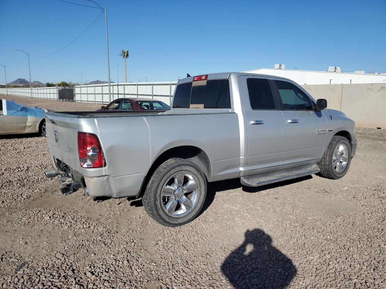 2017 RAM 1500 SLT - Image 3