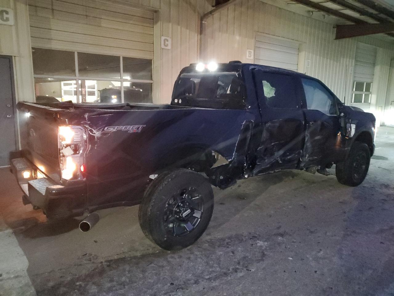 2024 FORD F250 SUPER - Фото 3