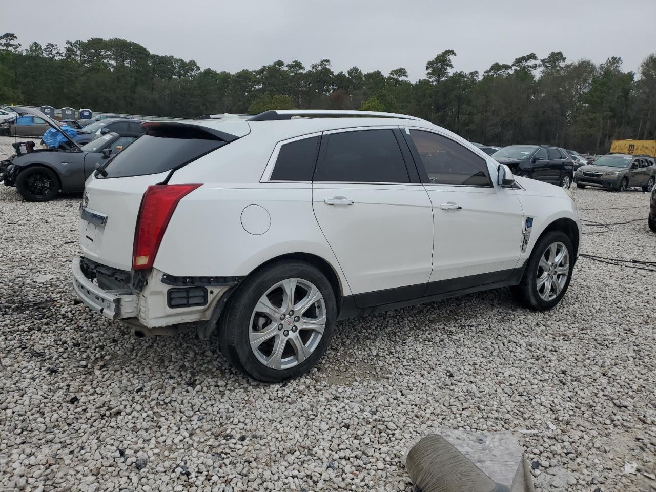 2011 CADILLAC SRX PREMIU - Image 3