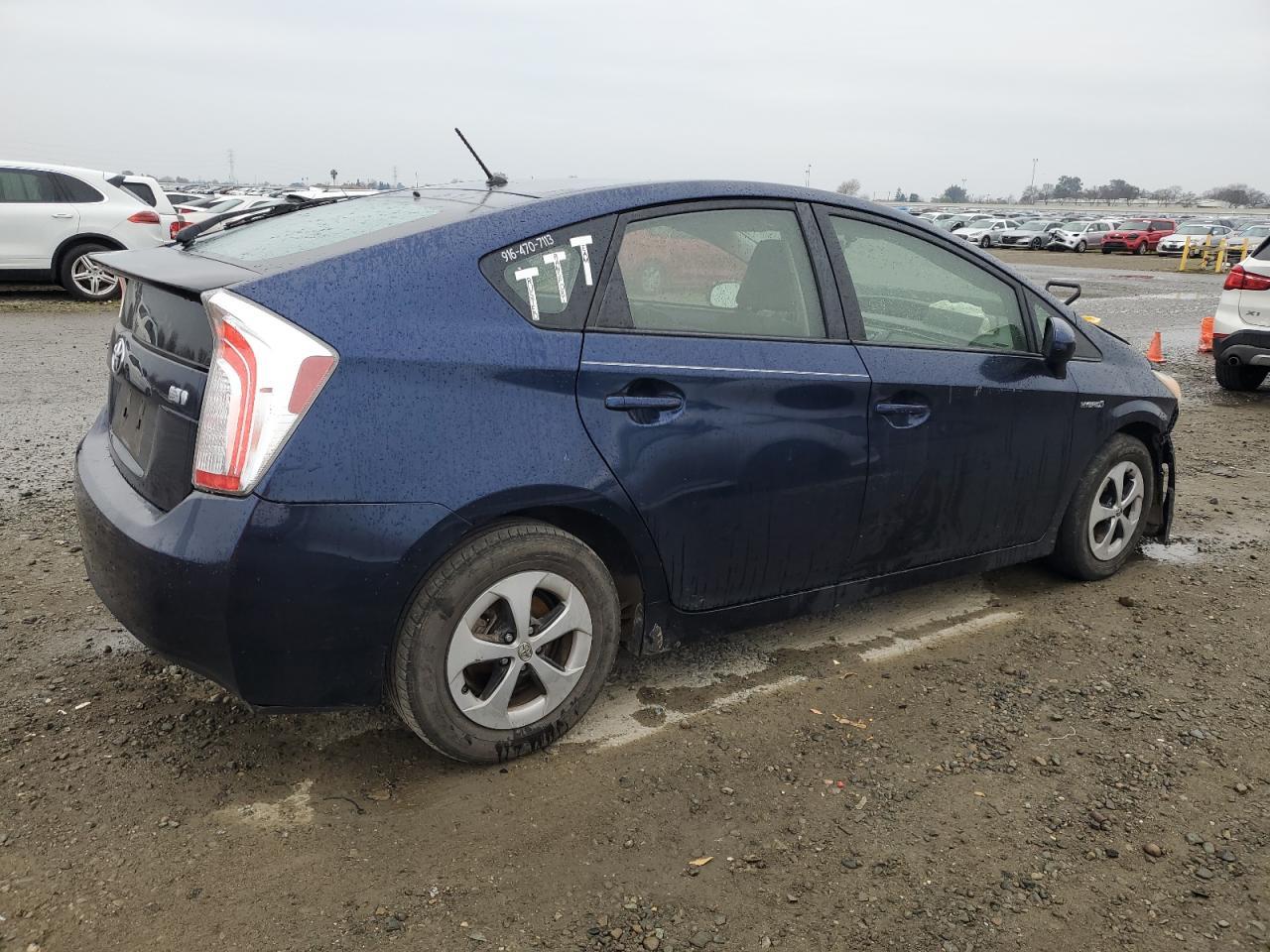 2013 TOYOTA PRIUS - Image 3