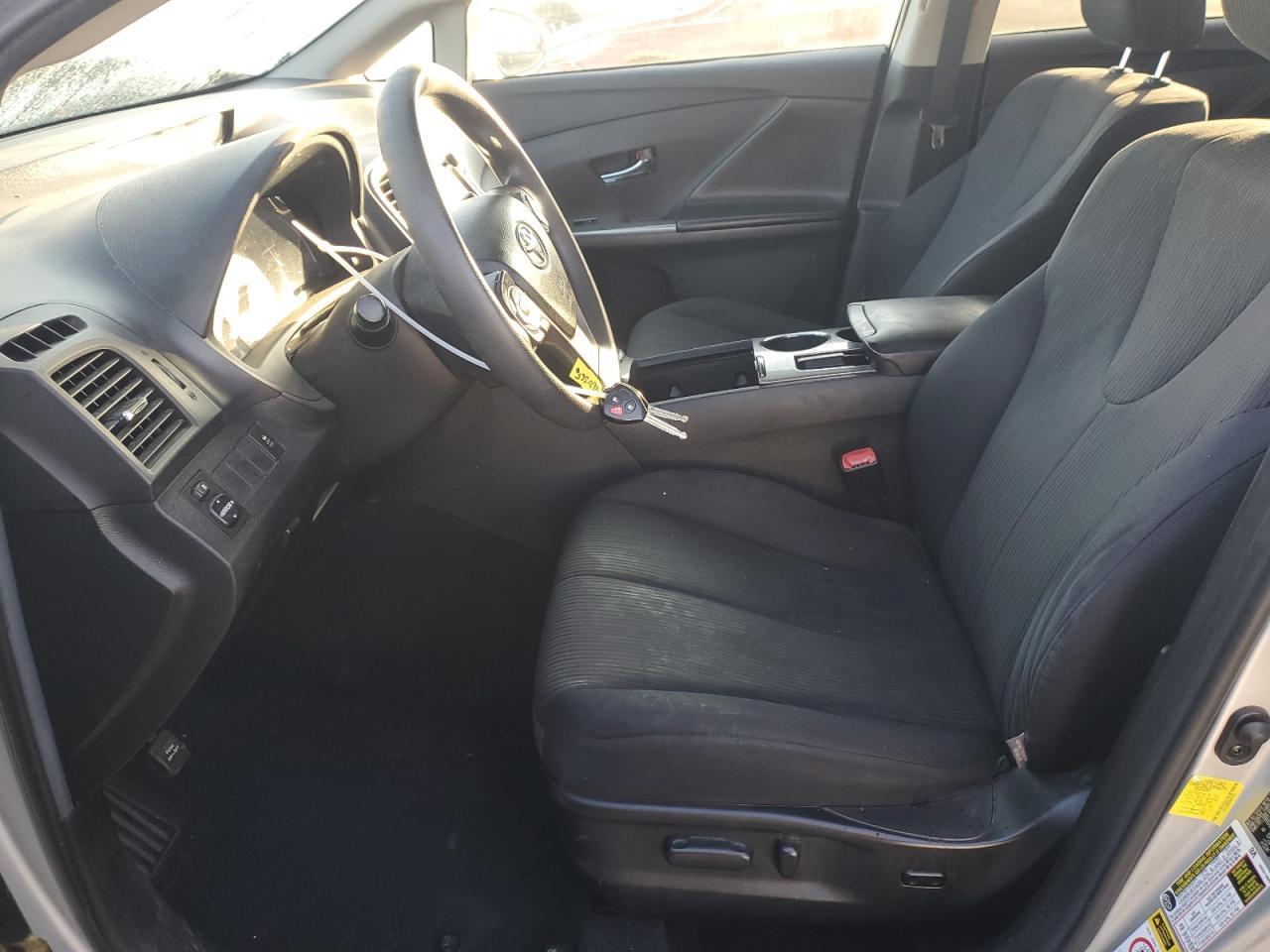 2013 TOYOTA VENZA LE - Фото 7