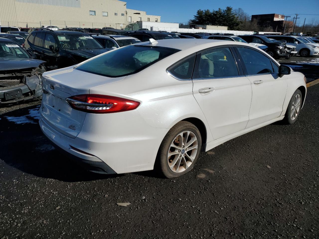 2020 FORD FUSION SE - Фото 3