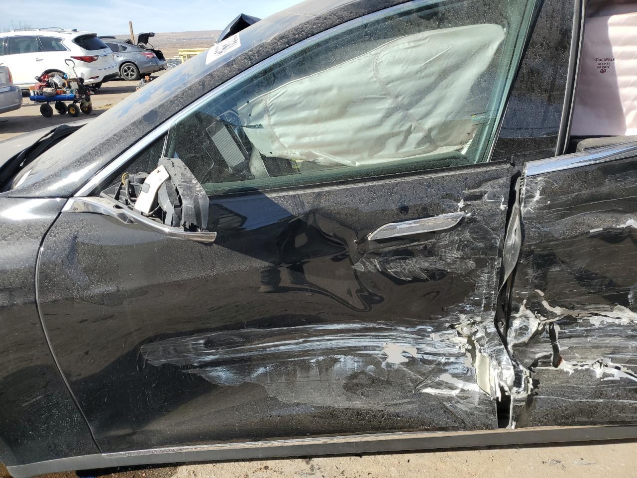 2015 TESLA MODEL S P8 - Фото 7