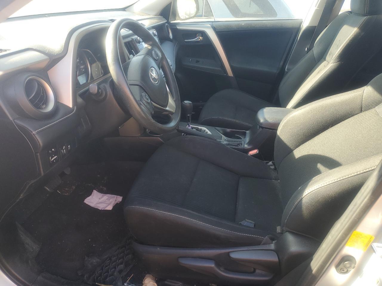 2015 TOYOTA RAV4 XLE - Фото 7