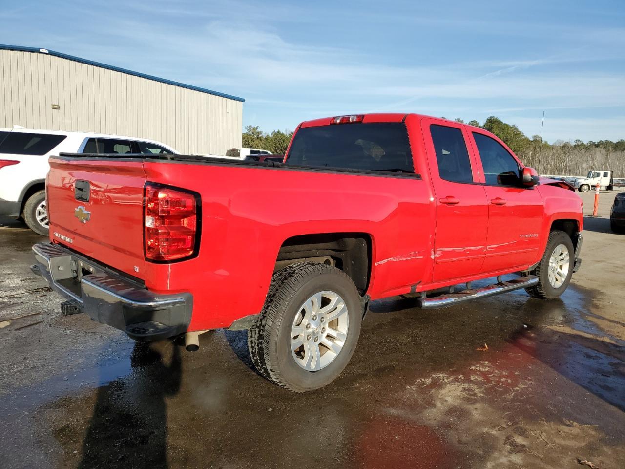 2018 CHEVROLET SILVERADO - Фото 3