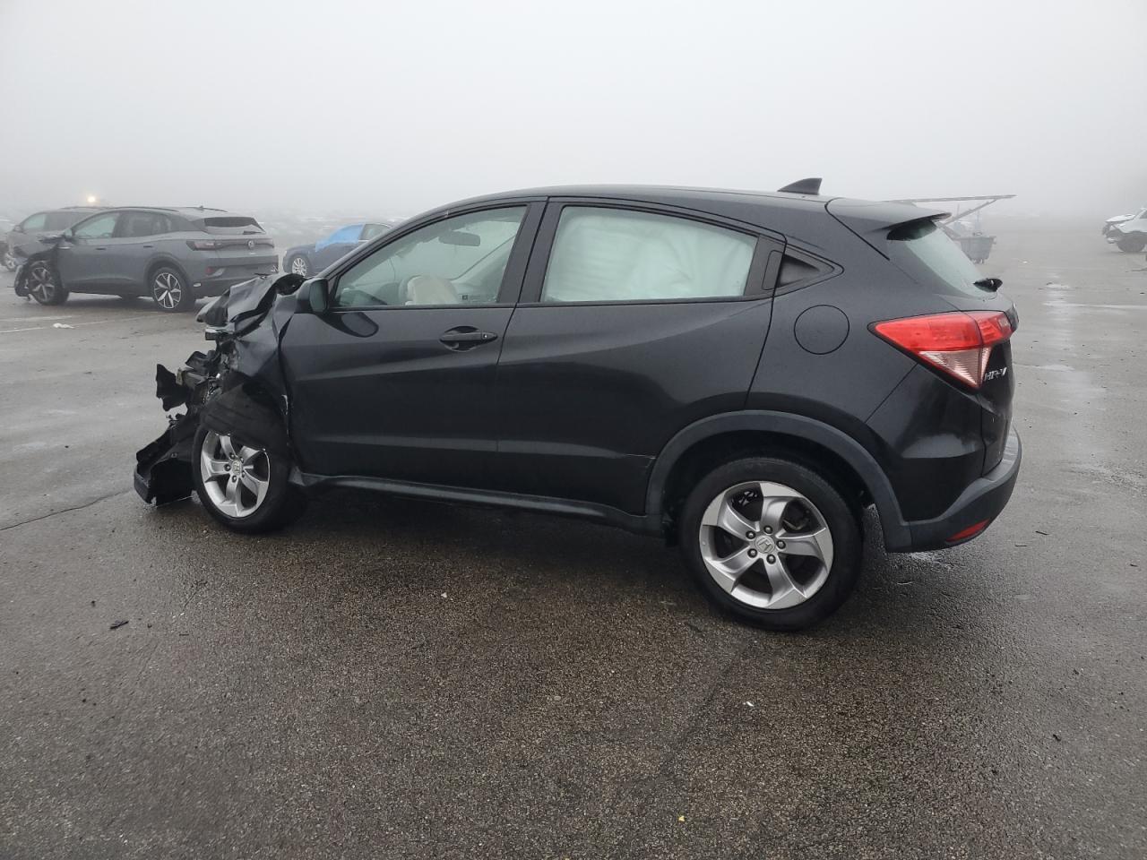 2018 HONDA HR-V LX - Image 2