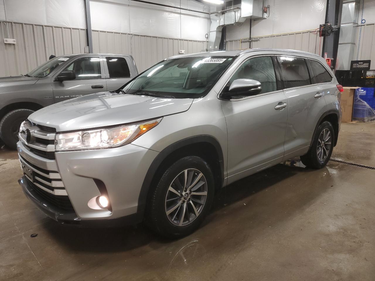 2018 TOYOTA HIGHLANDER