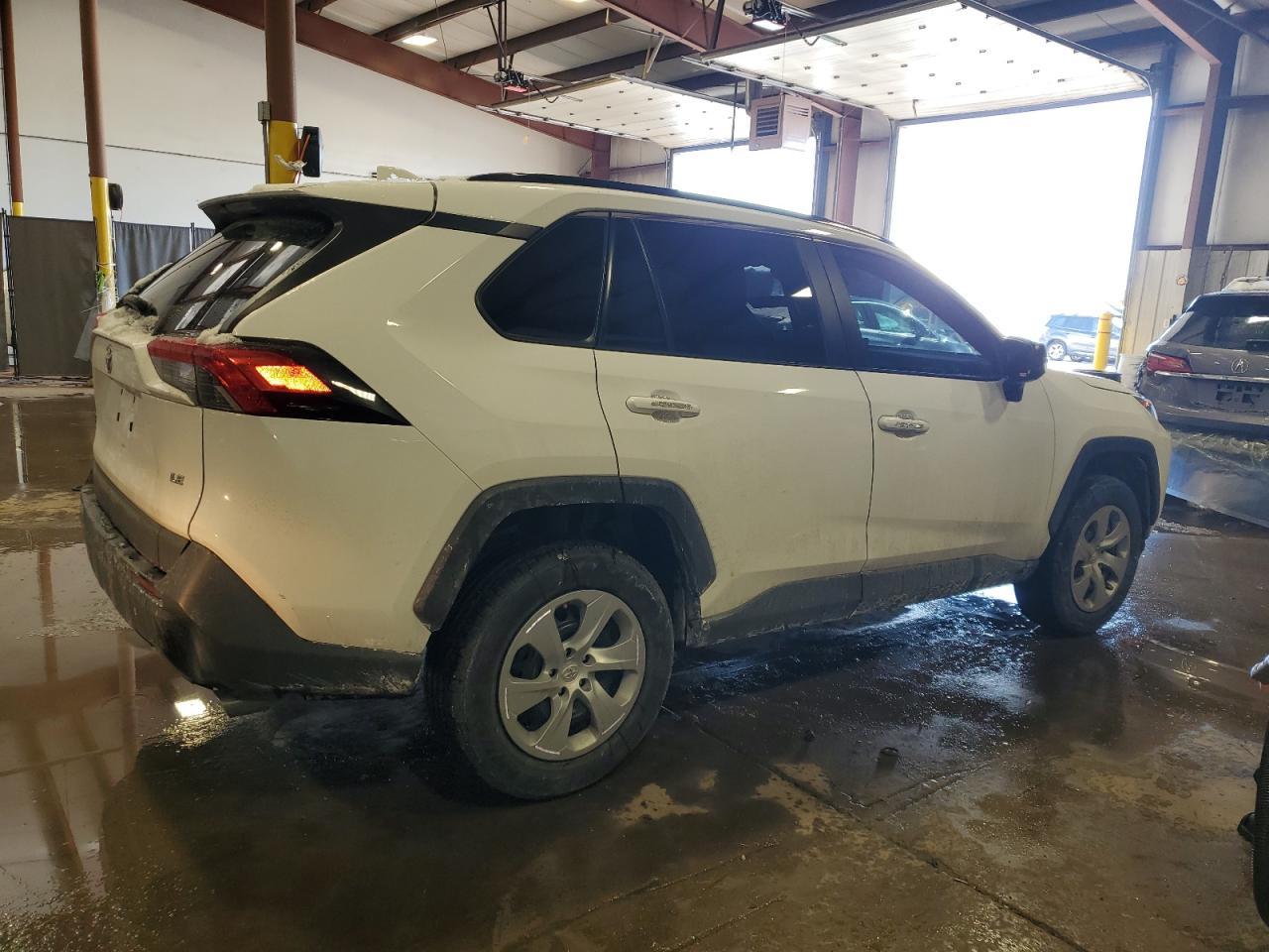 2021 TOYOTA RAV4 LE - Image 3