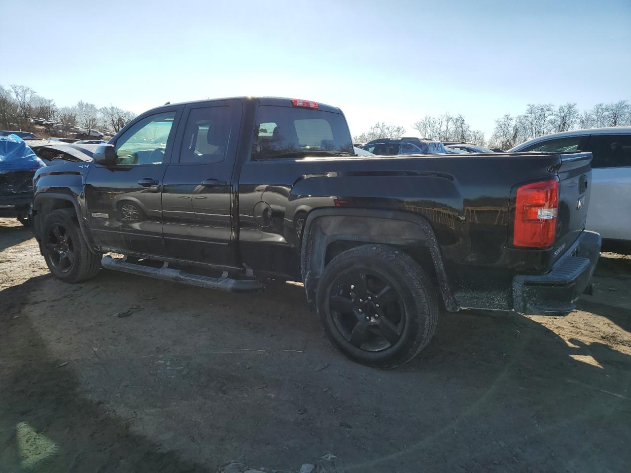 2018 GMC SIERRA K15 - Фото 2