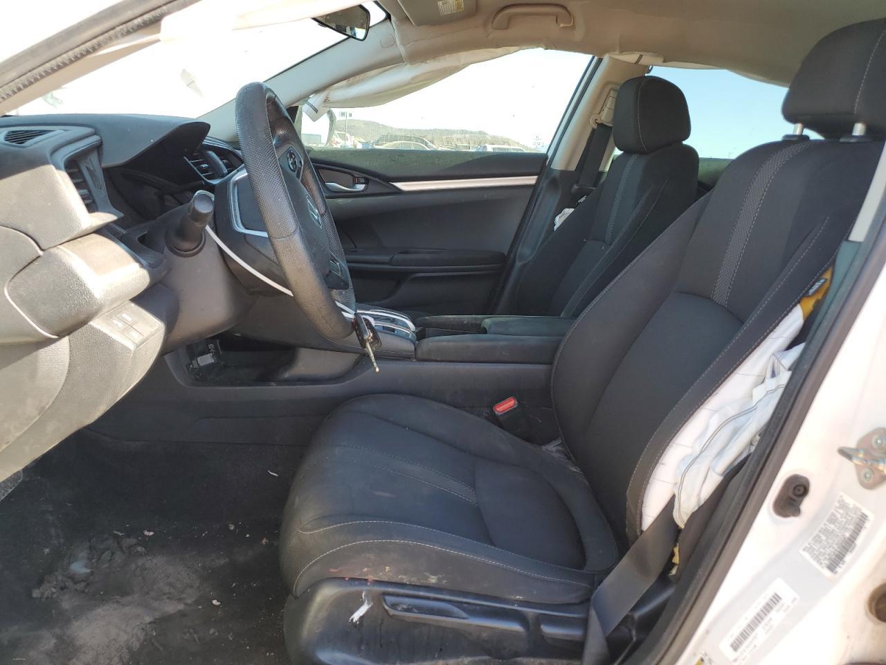 2019 HONDA CIVIC LX - Image 7