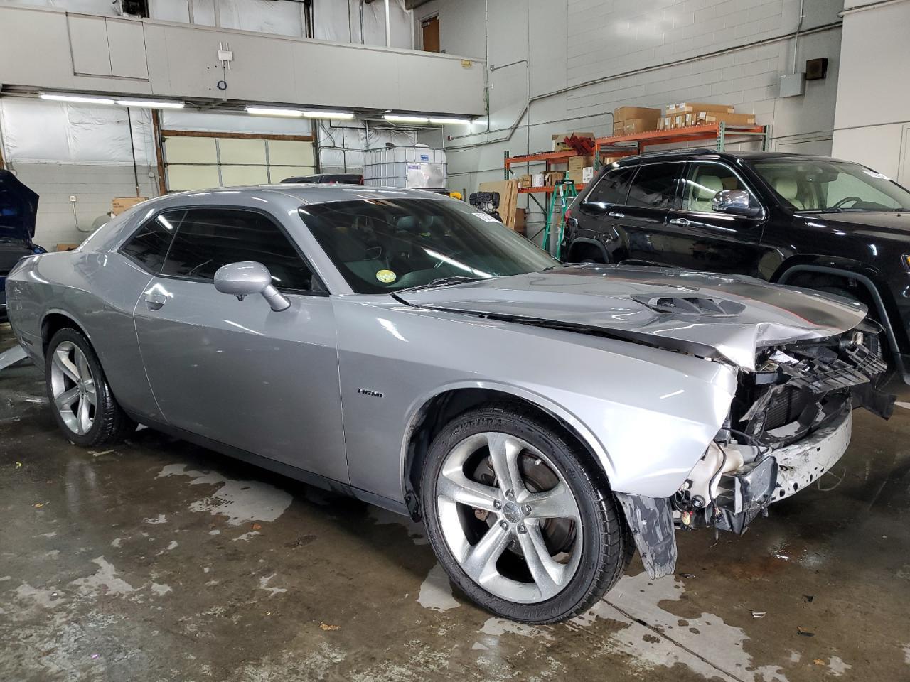 2016 DODGE CHALLENGER - Image 4