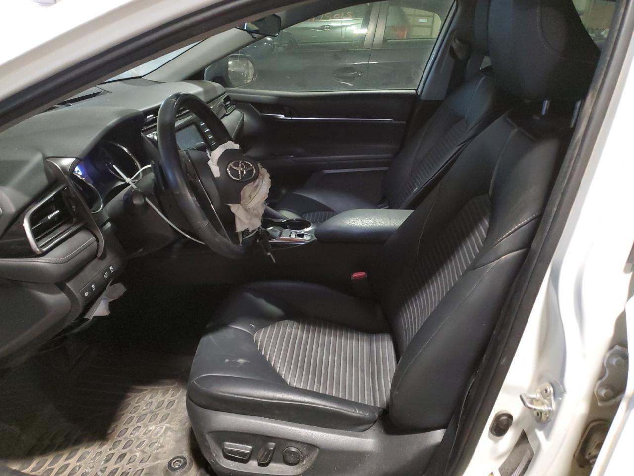 2020 TOYOTA CAMRY SE - Image 7