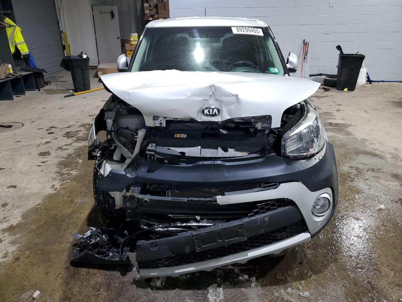 2019 KIA SOUL + - Image 5