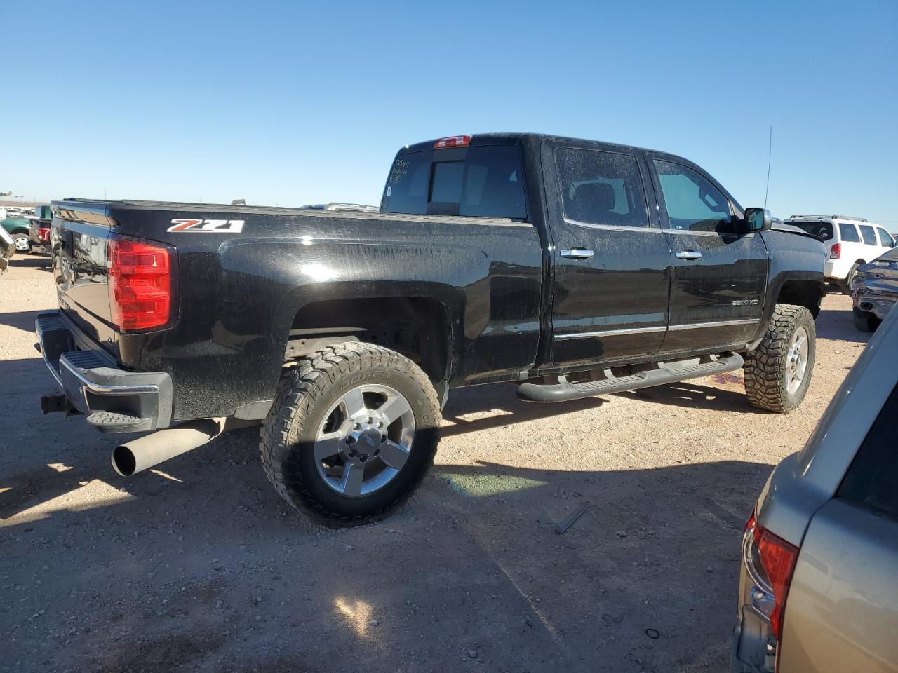 2016 CHEVROLET SILVERADO - Фото 3