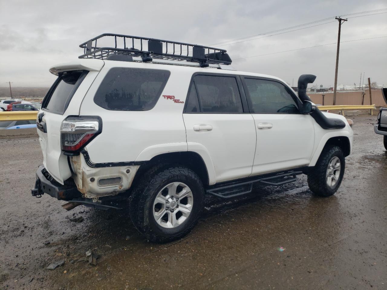 2018 TOYOTA 4RUNNER SR - Image 3