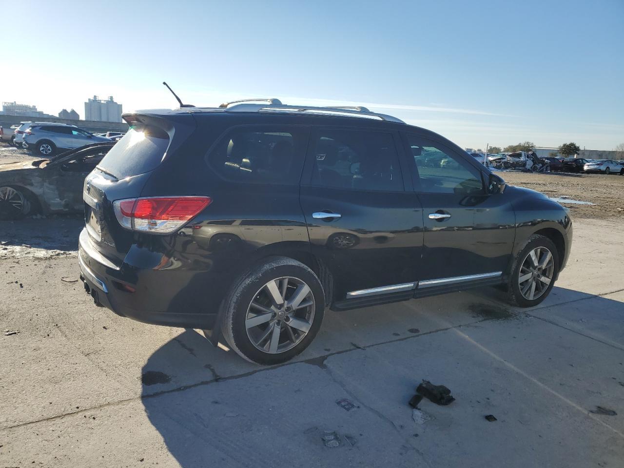 2013 NISSAN PATHFINDER - Image 3