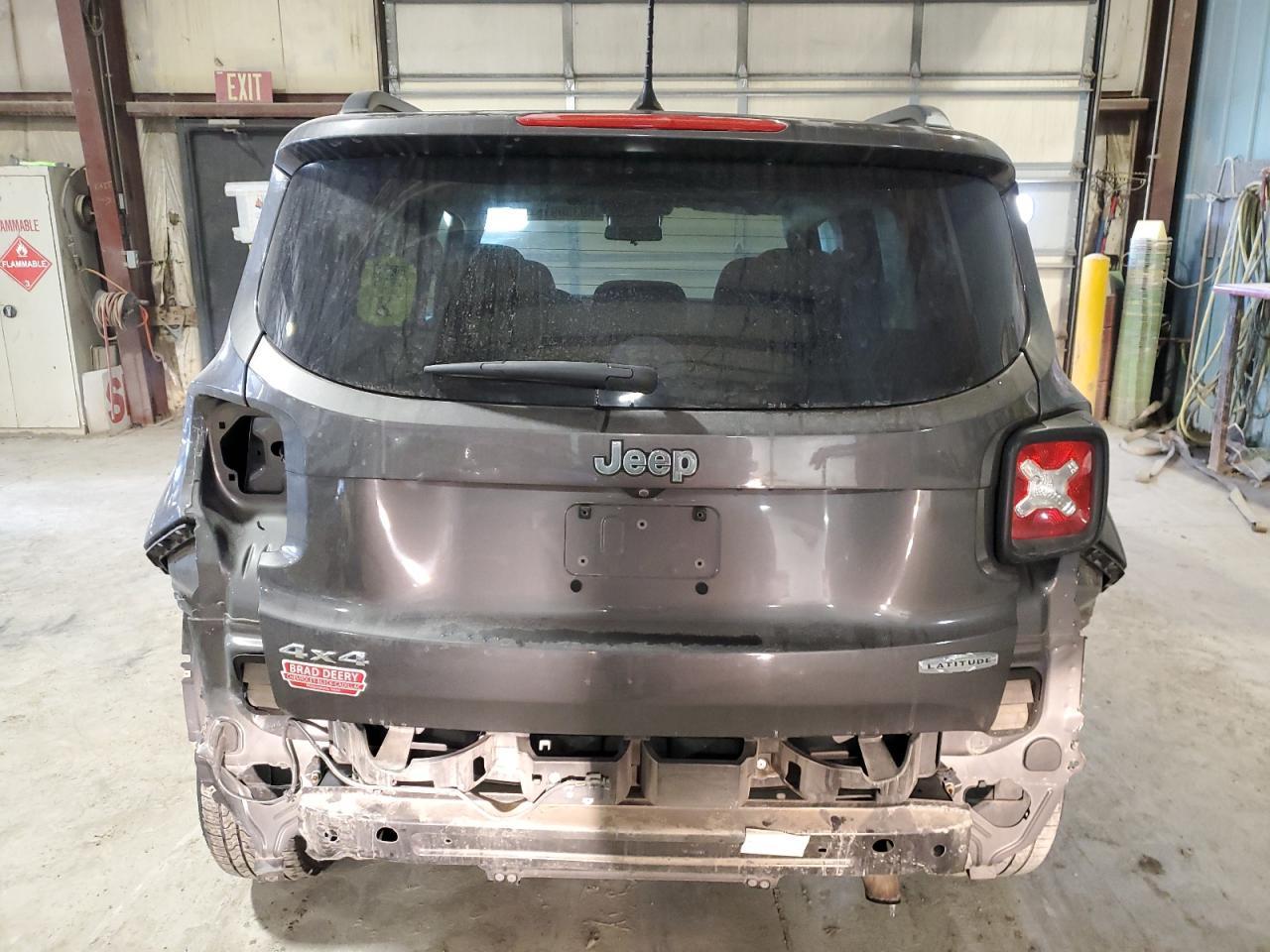 2017 JEEP RENEGADE L - Image 6