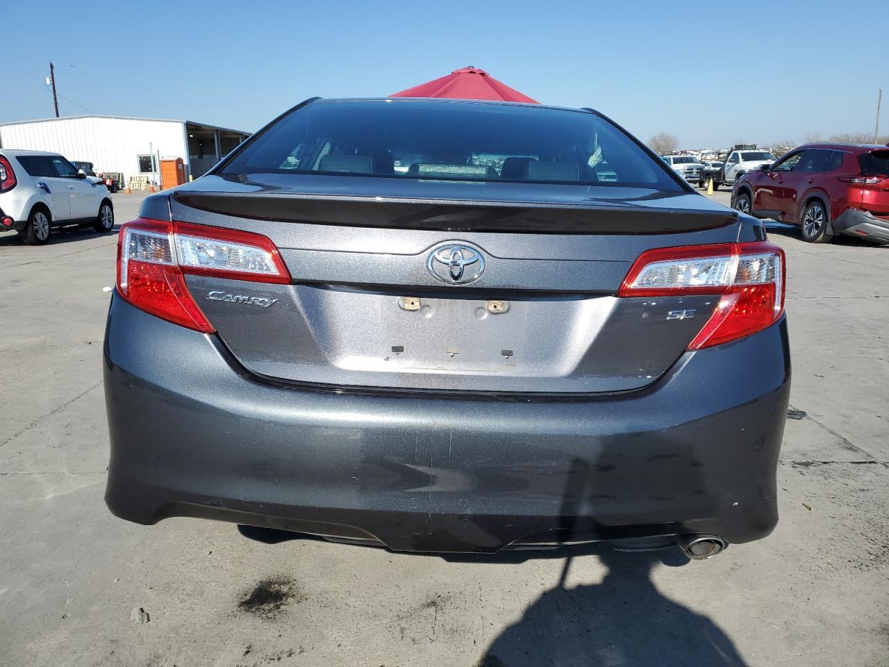 2014 TOYOTA CAMRY L - Image 6