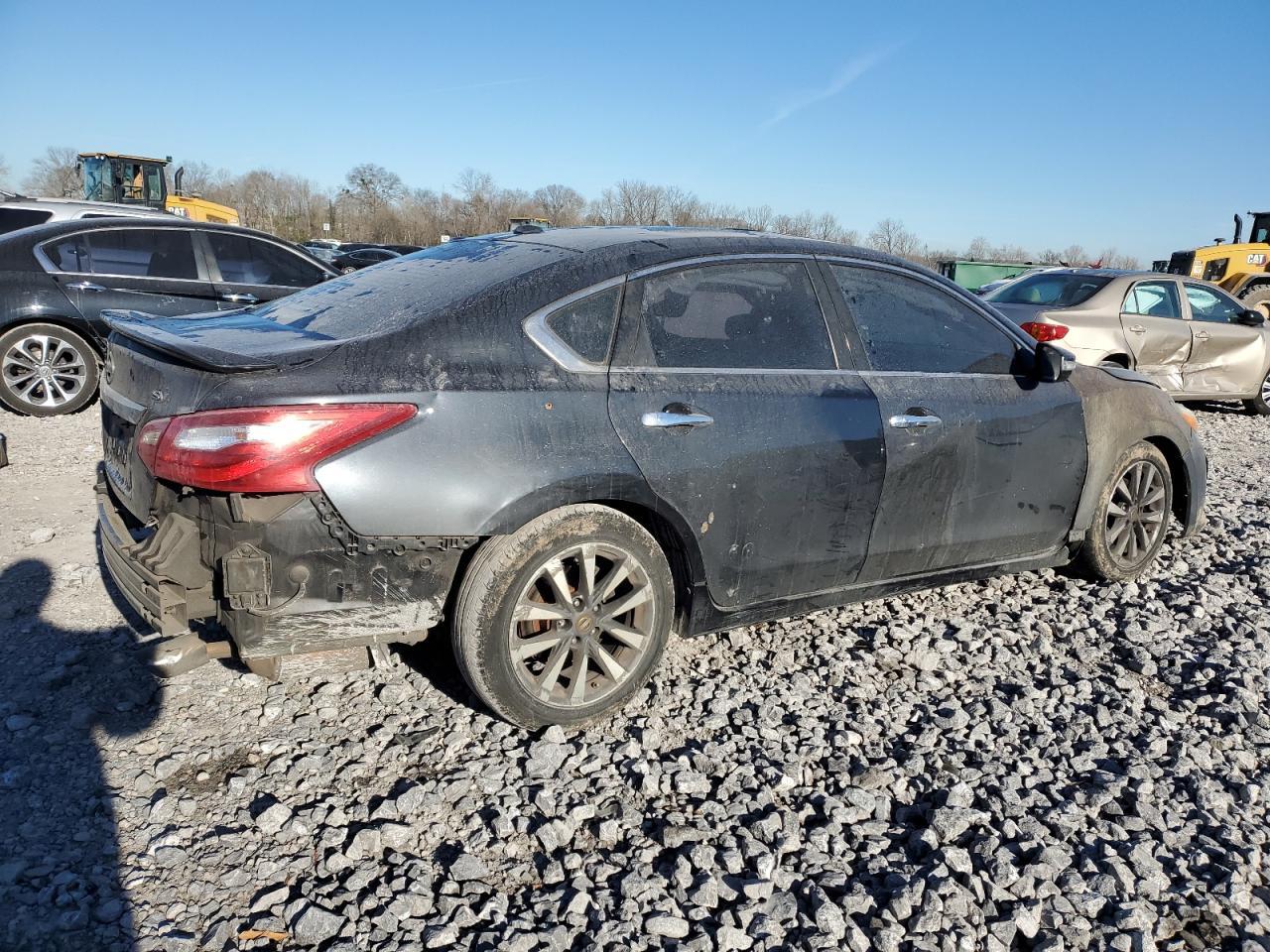 2017 NISSAN ALTIMA 2.5 - Фото 3