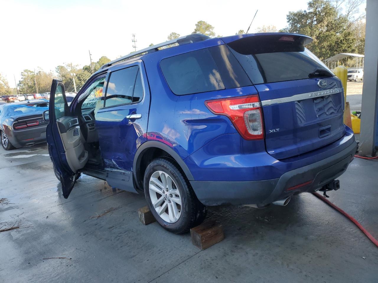 2013 FORD EXPLORER X - Image 2