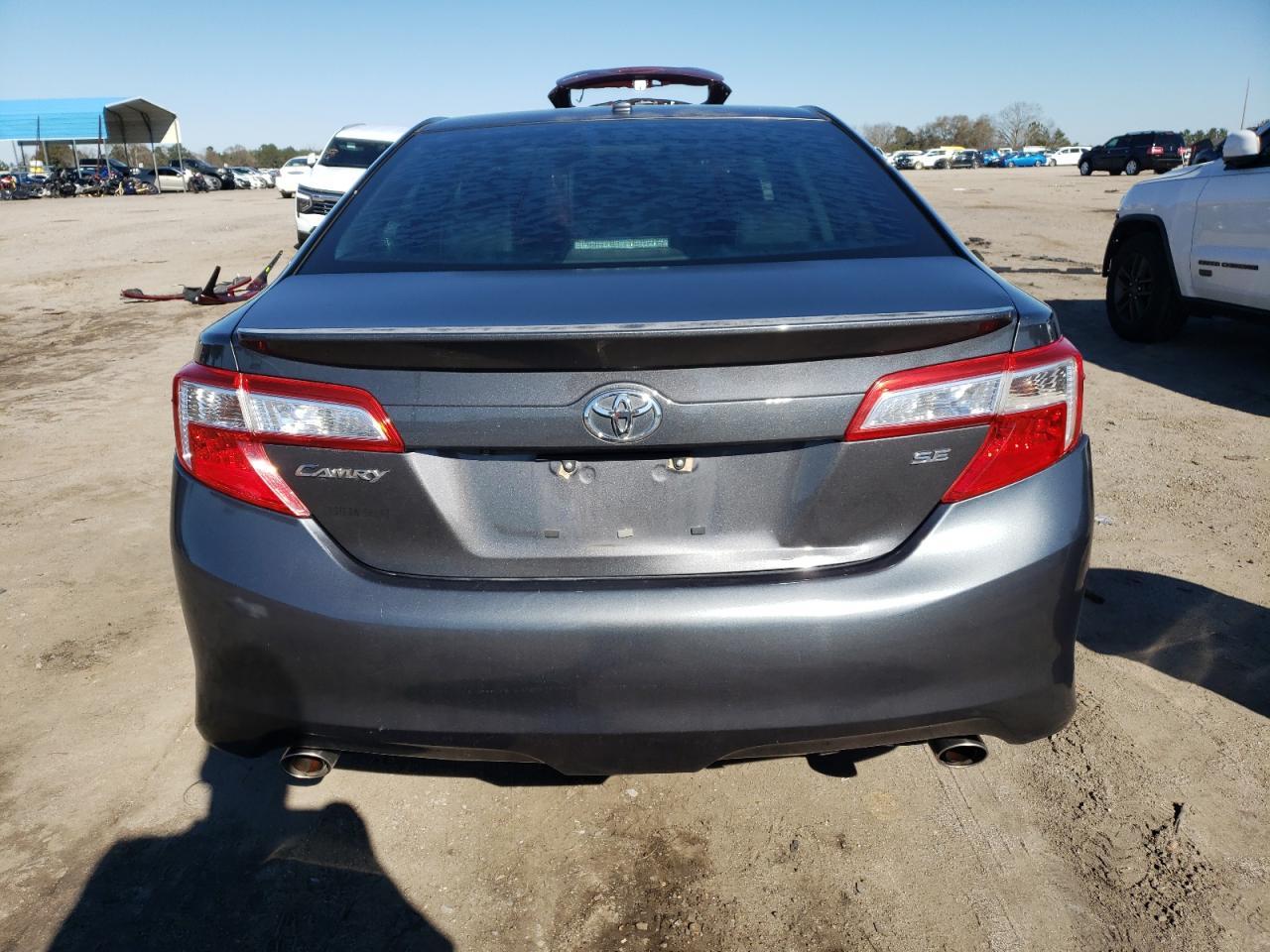 2012 TOYOTA CAMRY SE - Фото 6