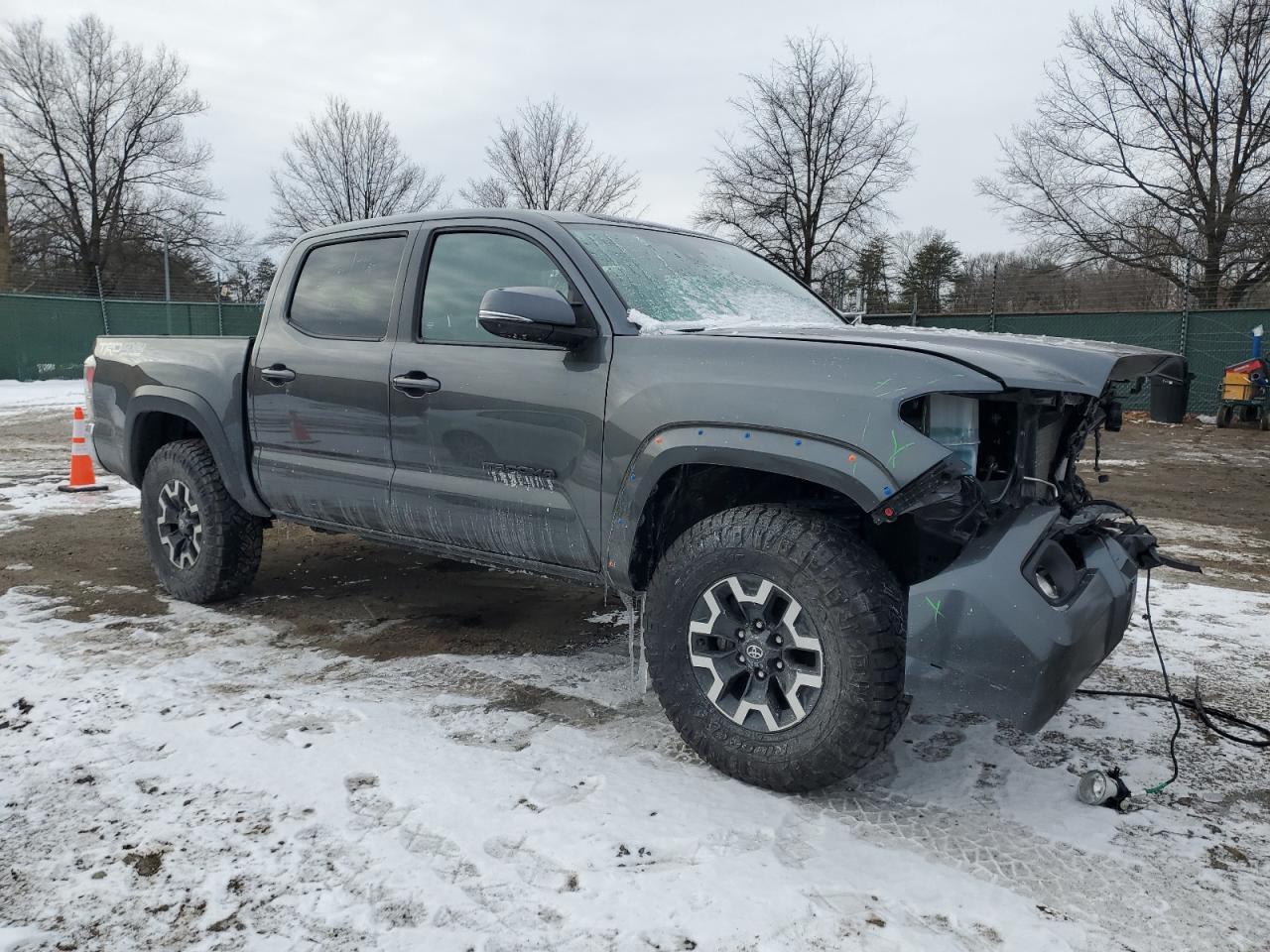 2023 TOYOTA TACOMA DOU - Фото 4