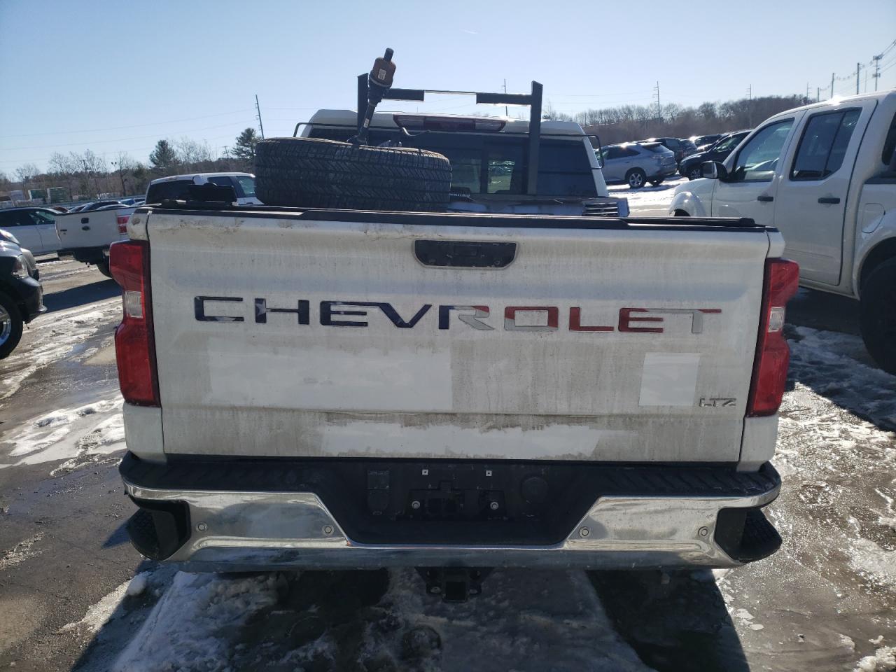 2024 CHEVROLET SILVERADO - Image 6