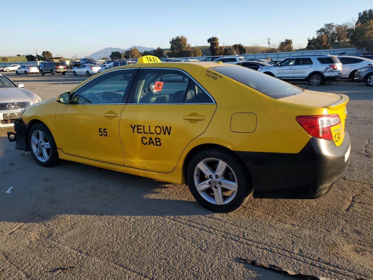 2012 TOYOTA CAMRY BASE - Фото 2